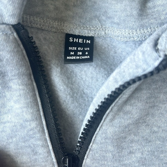 Shein pullover - Picture 2 of 5